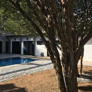 colonial-hostel.topsaopaulohotels.com/